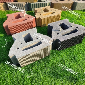 �������u